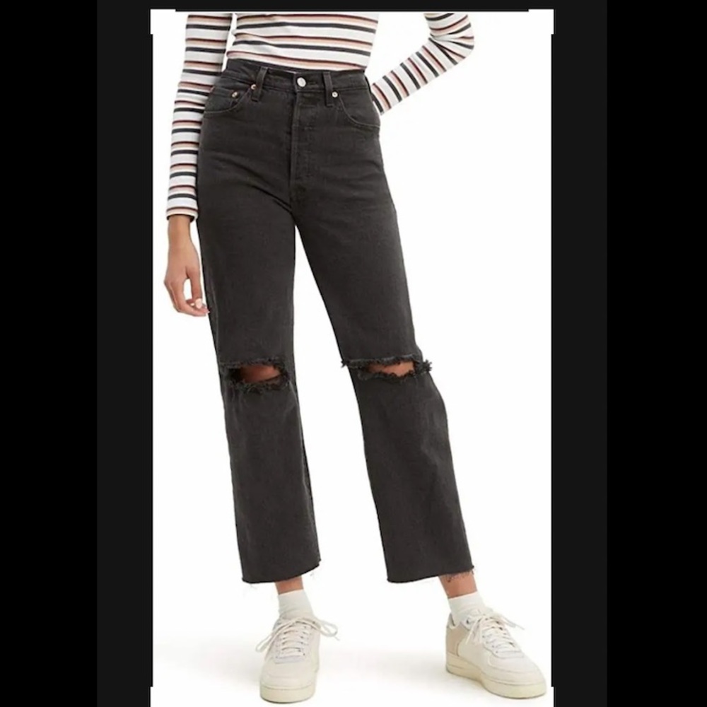 Levi’s Ribcage Ankle Straight Jeans in Cabo Nights